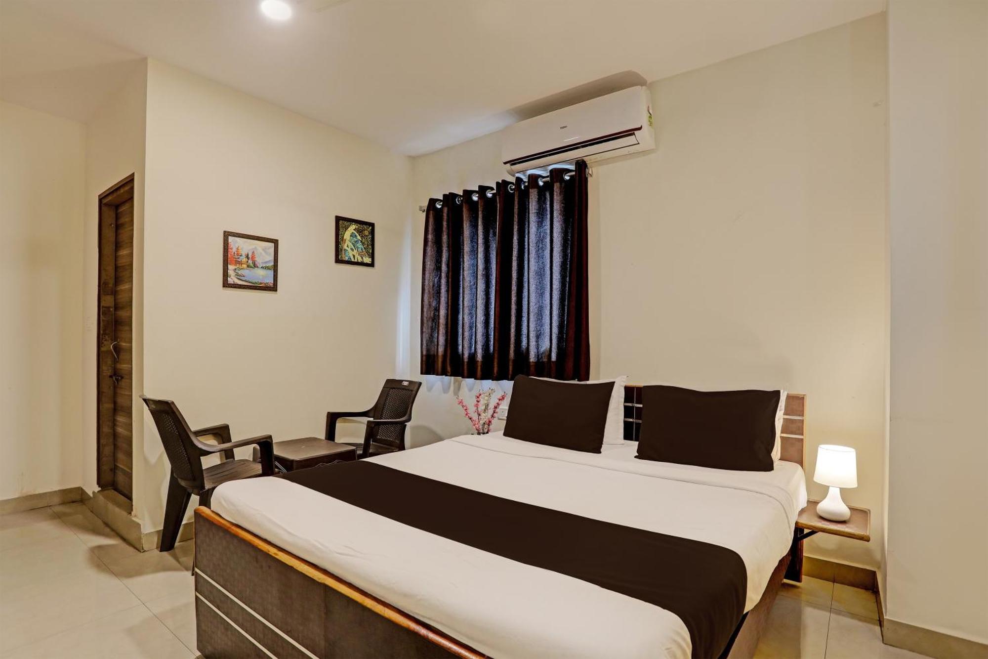 Capital O Saharsh Grand Near Shilparamam Χιντεραμπάντ Εξωτερικό φωτογραφία